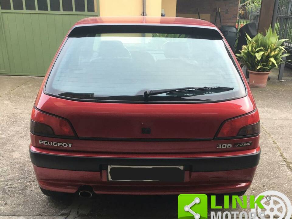 Immagine 2/10 di Peugeot 306 2.0i (1994)