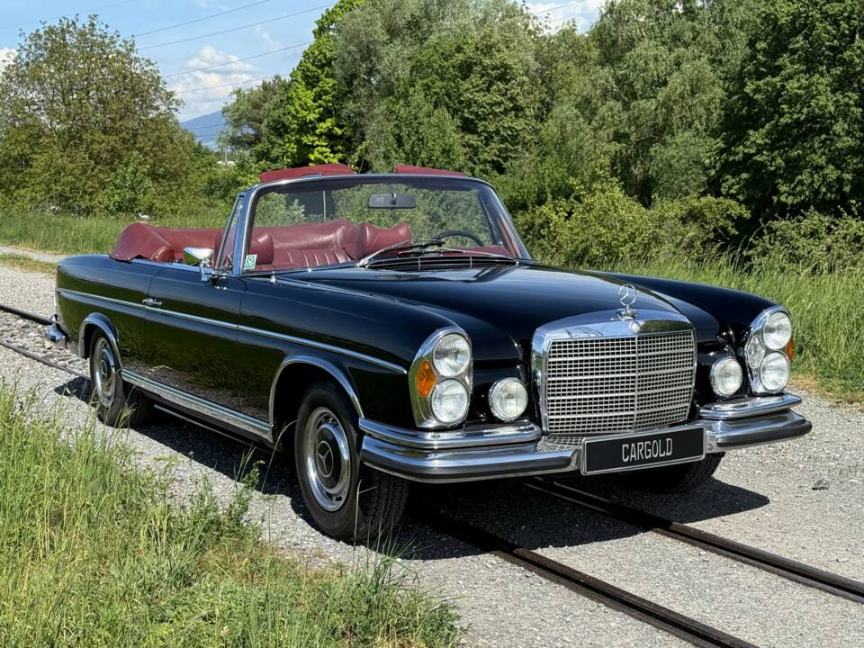 Bild 9/73 von Mercedes-Benz 280 SE 3,5 (1970)