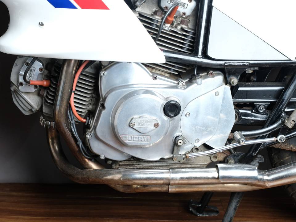 Imagen 4/7 de Ducati DUMMY (1982)