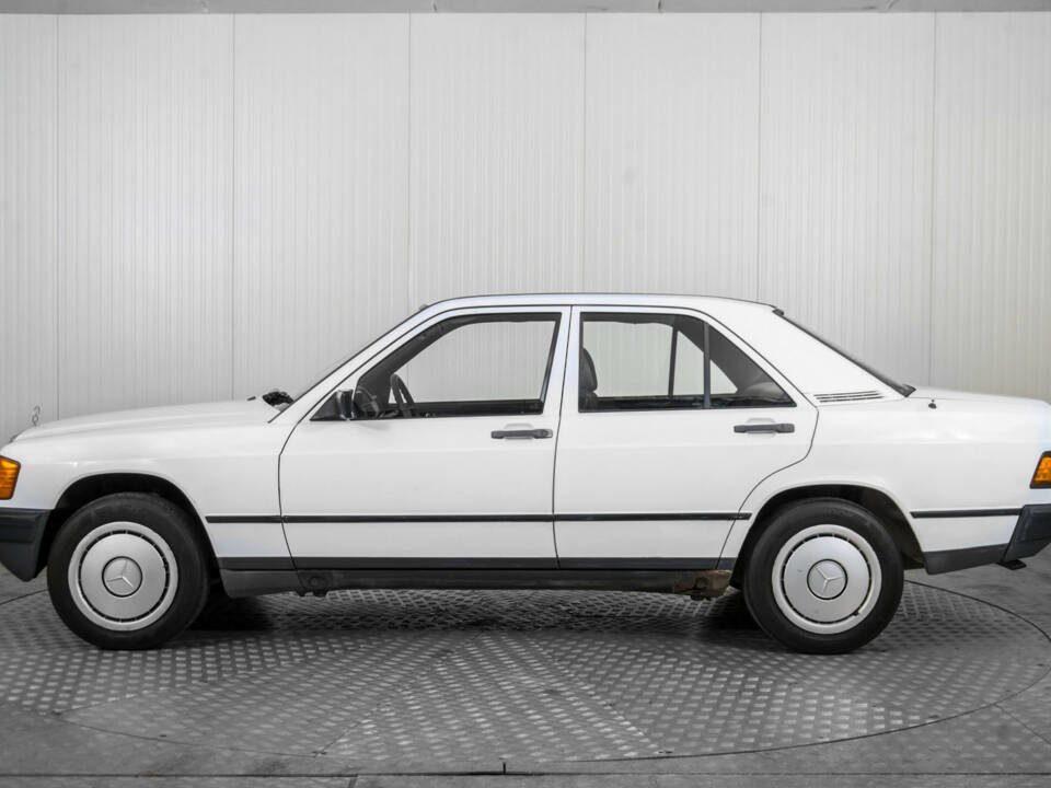 Bild 9/50 von Mercedes-Benz 190 D (1985)