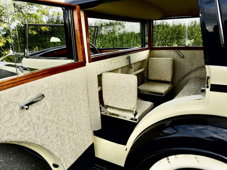 Afbeelding 50/50 van Rolls-Royce 20&#x2F;25 Sedanca de Ville (1934)