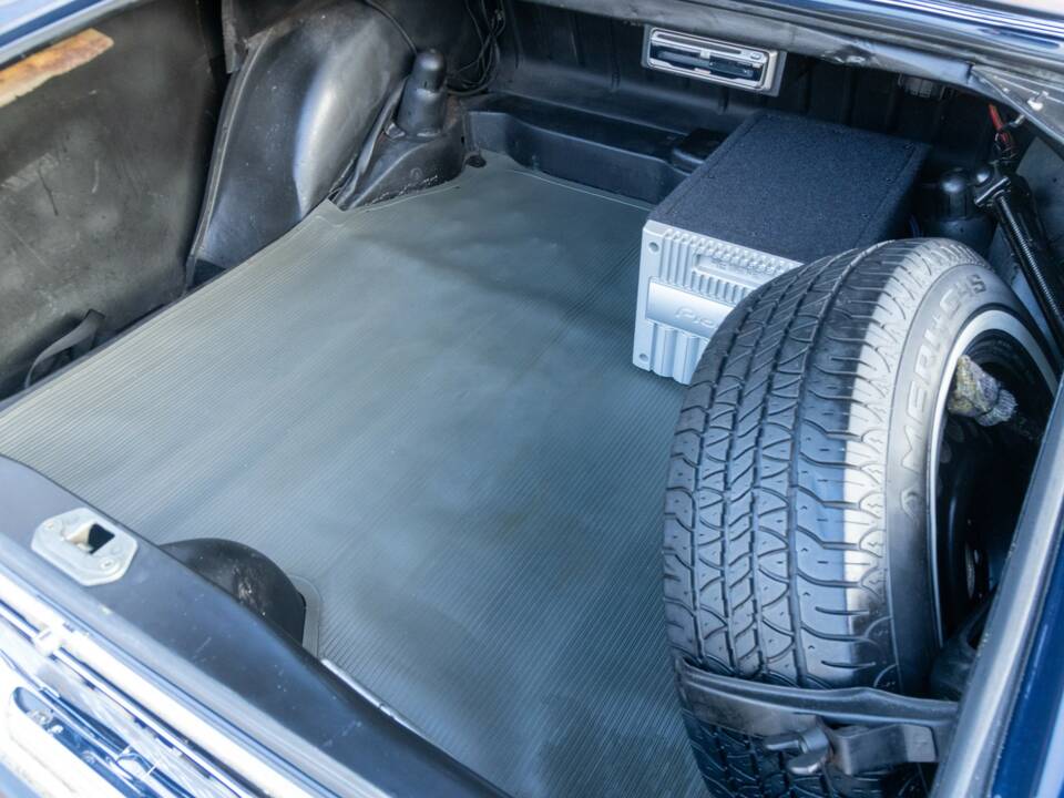 Bild 18/50 von Mercedes-Benz 280 SE 3,5 (1970)