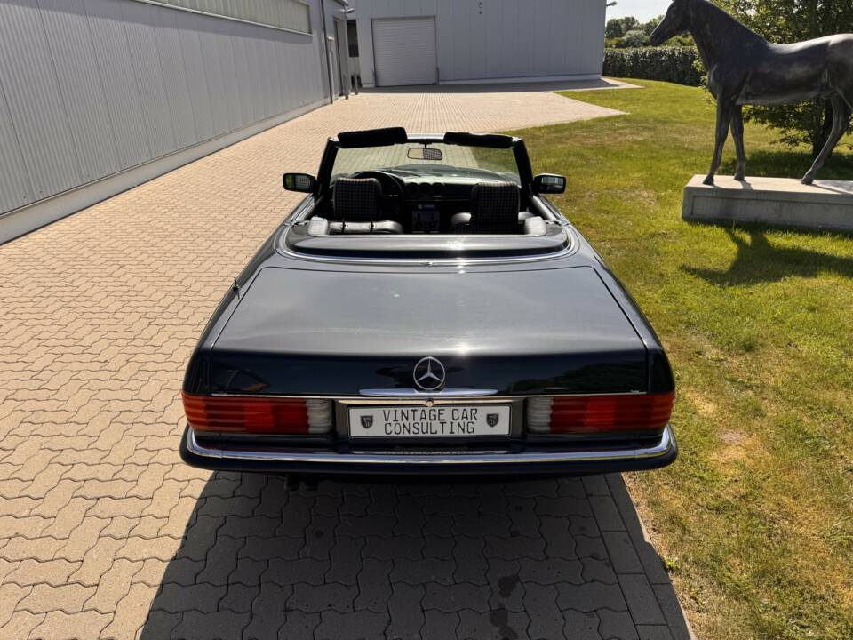 Imagen 13/93 de Mercedes-Benz 300 SL (1988)