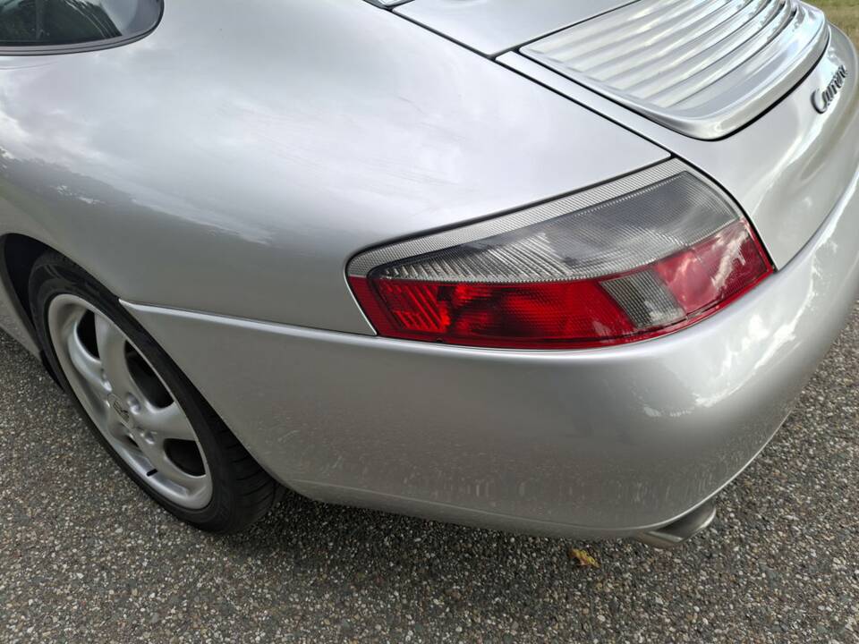 Bild 8/8 von Porsche 911 Carrera (1998)