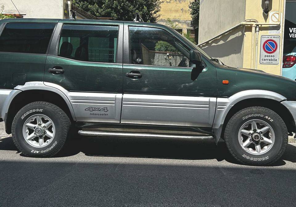 Immagine 3/10 di Nissan Terrano II 2.7 TD (1999)