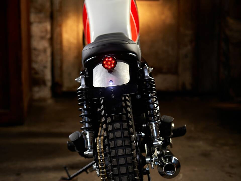 Bild 20/45 von Yamaha DUMMY (1981)