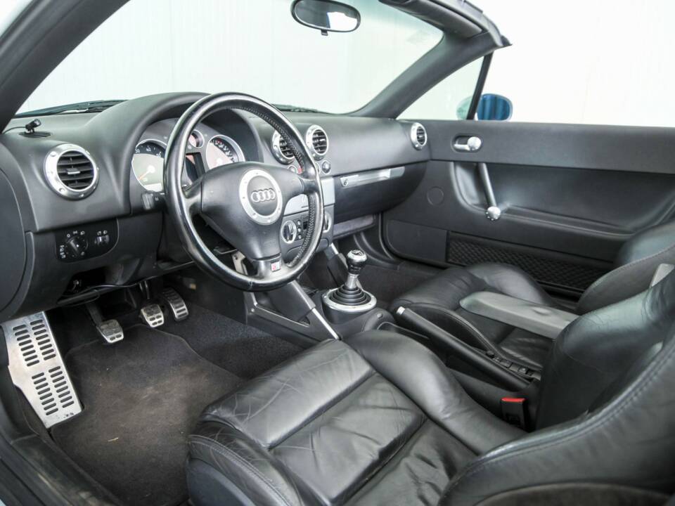 Bild 11/50 von Audi TT 1.8 T (2000)