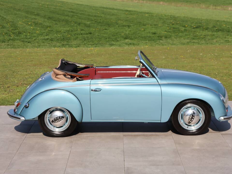 Image 11/50 of Dyna-Veritas Cabriolet (1952)