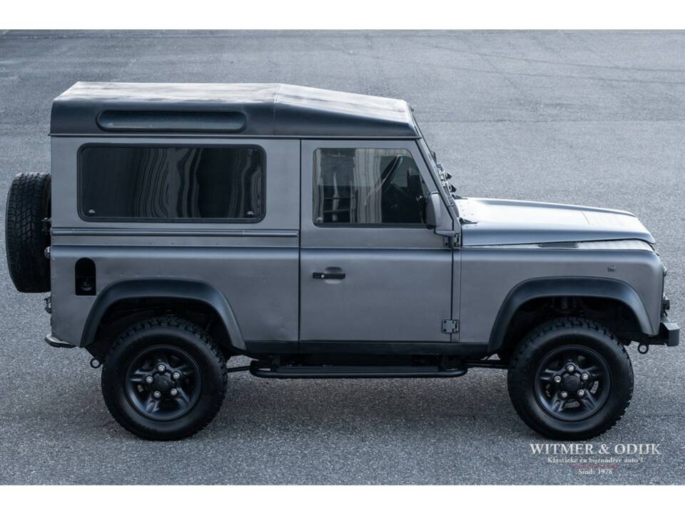 Image 10/27 of Land Rover Defender 90 (1996)