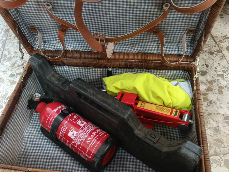 Image 60/77 of Austin Mini 850 (1965)