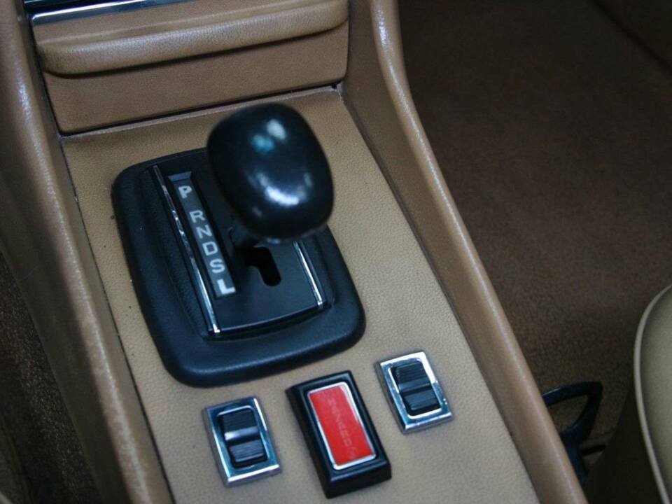 Image 21/50 de Mercedes-Benz 450 SL (1973)