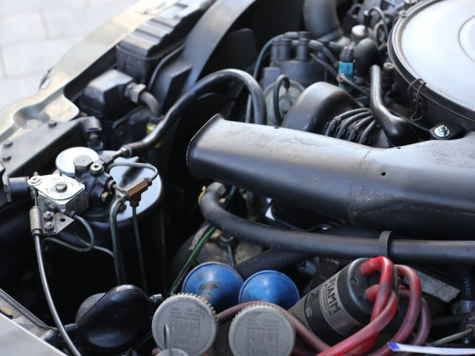 Afbeelding 27/46 van Mercedes-Benz 450 SEL 6,9 (1977)