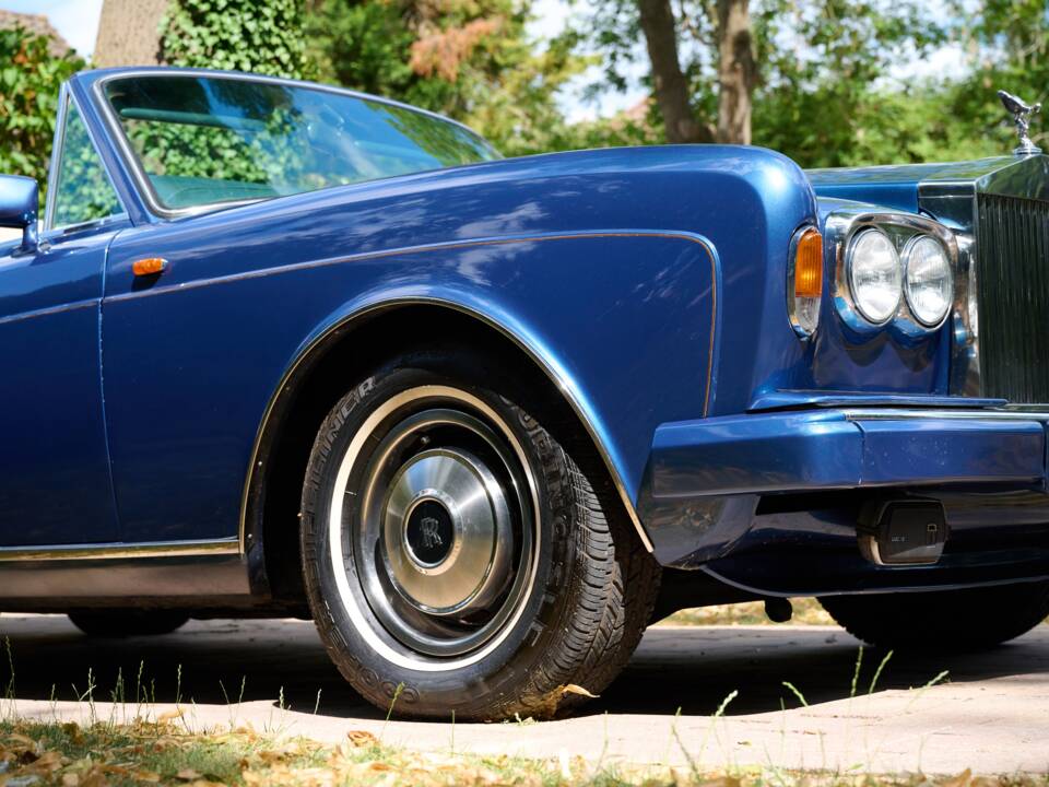Bild 35/50 von Rolls-Royce Corniche I (1987)