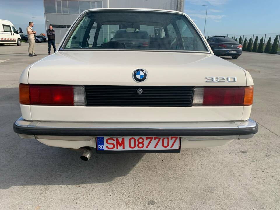 Image 3/5 of BMW 320&#x2F;6 (1978)