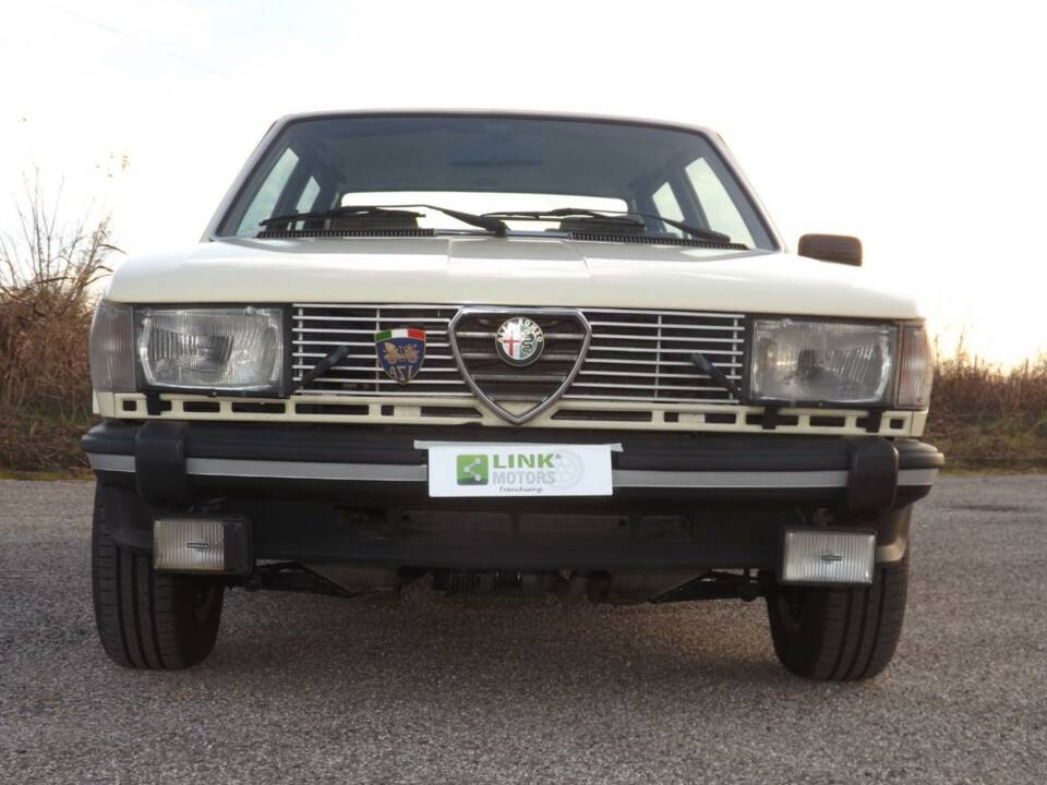 Bild 24/50 von Alfa Romeo Giulietta 1.8 (1983)