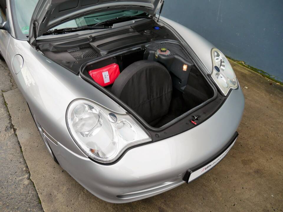 Bild 26/50 von Porsche 911 Carrera (2004)