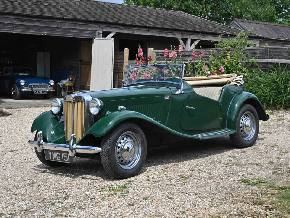 Image 29/50 of MG TD (1953)