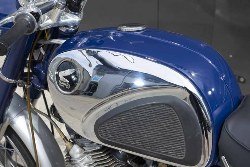 Image 25/39 of Honda CB 72 (1960)