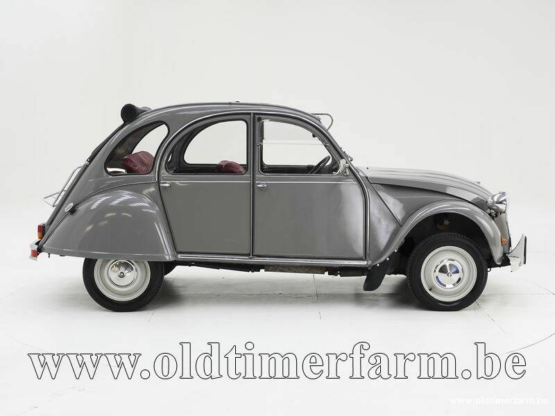 Image 9/15 of Citroën 2 CV 6 (1982)