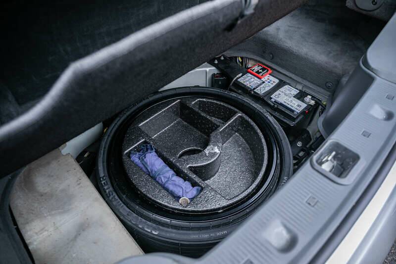 Image 18/36 de Mercedes-Benz SL 500 (2004)