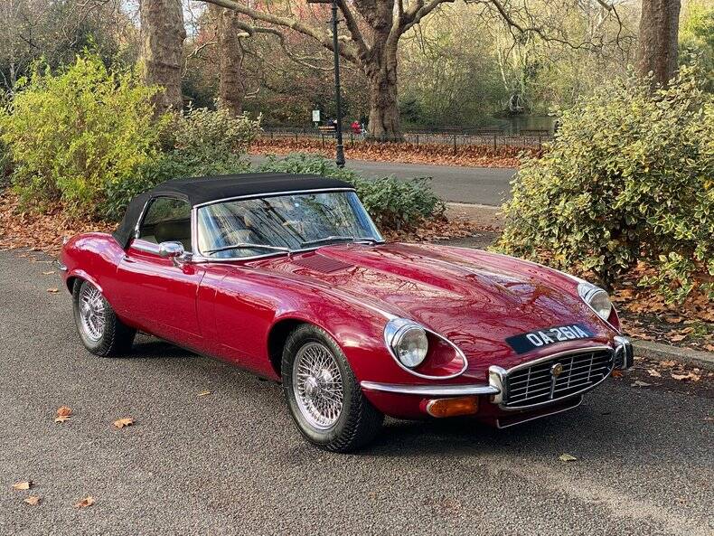 Immagine 23/50 di Jaguar E-Type V12 (1973)