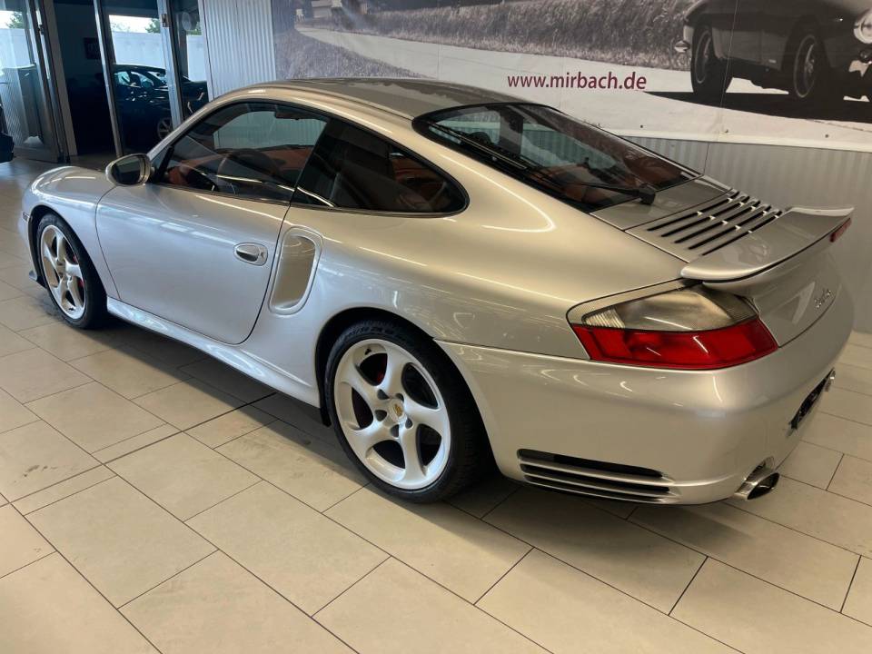 Immagine 9/15 di Porsche 911 Turbo (2000)