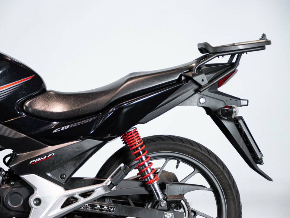 Bild 24/50 von Honda DUMMY (2017)