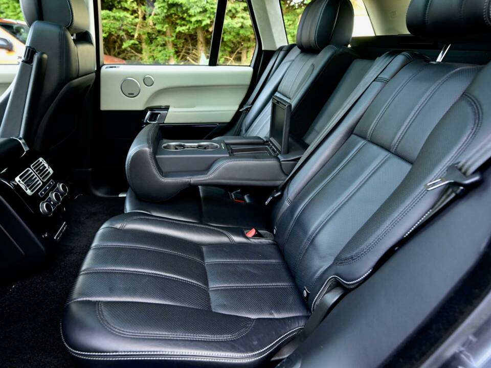 Image 38/50 de Land Rover Range Rover Autobiography SDV8 (2016)