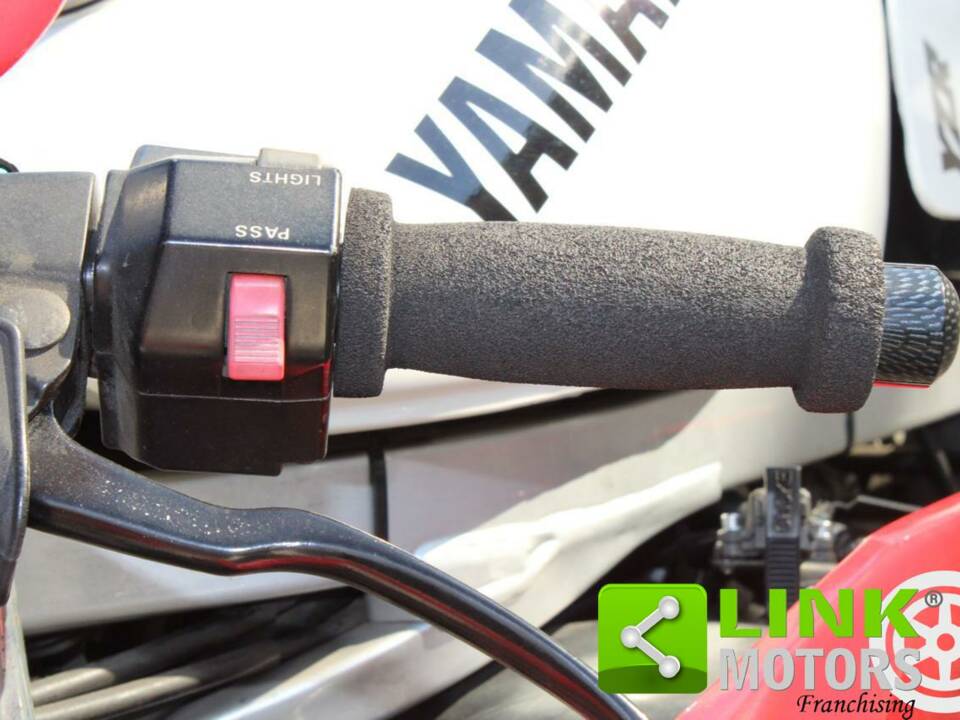Imagen 8/10 de Yamaha DUMMY (1984)