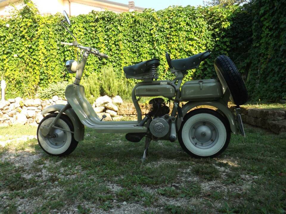 Immagine 39/50 di Innocenti Lambretta D 125 (1958)