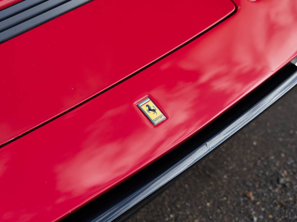 Bild 28/50 von Ferrari 308 GTBi Quattrovalvole (1983)