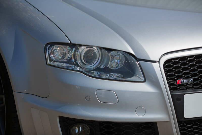 Image 19/50 of Audi RS4 Avant (2006)