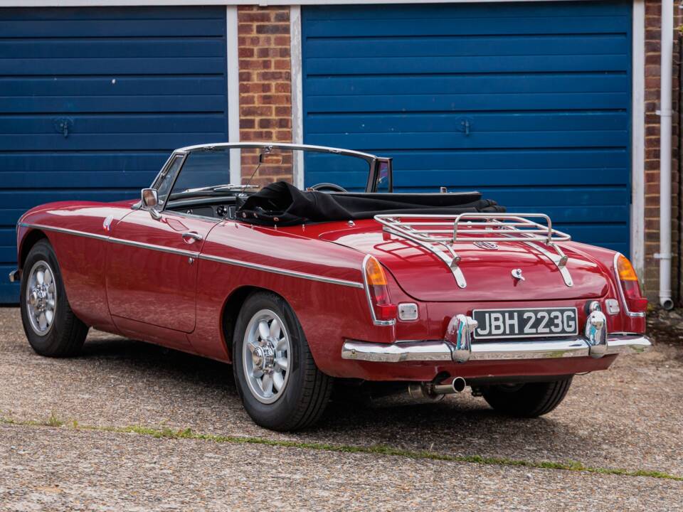 Bild 2/25 von MG MGB V8 (1969)