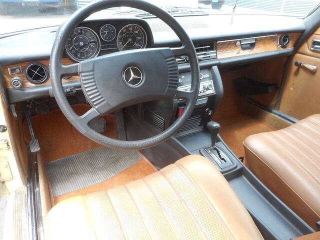 Bild 10/20 von Mercedes-Benz 280 C (1973)