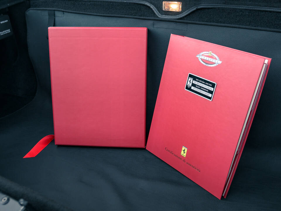 Image 46/48 de Ferrari 550 Barchetta (2001)
