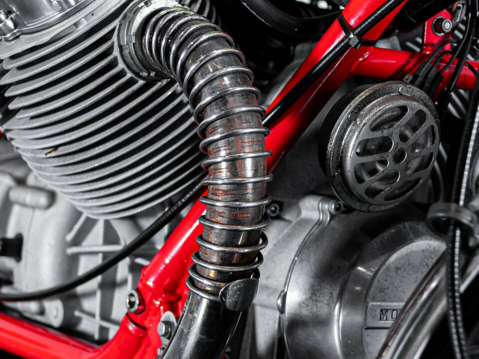 Afbeelding 50/50 van Moto Guzzi DUMMY (1972)