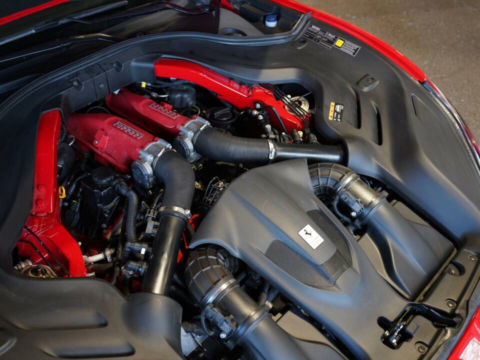 Imagen 17/50 de Ferrari Portofino M (2022)