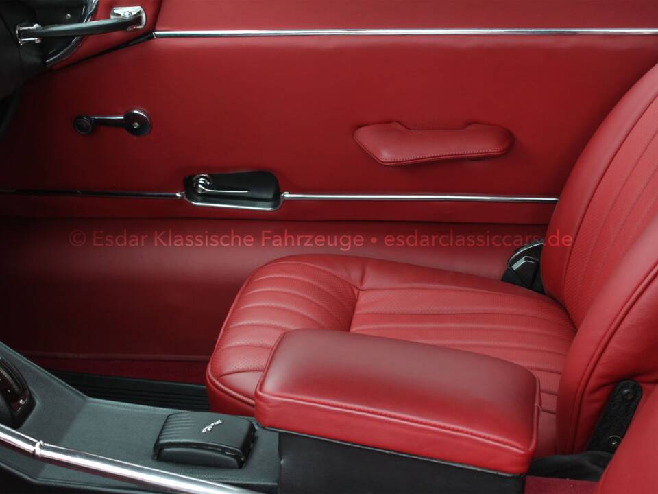 Afbeelding 22/28 van Jaguar E-Type V12 (2+2) (1971)