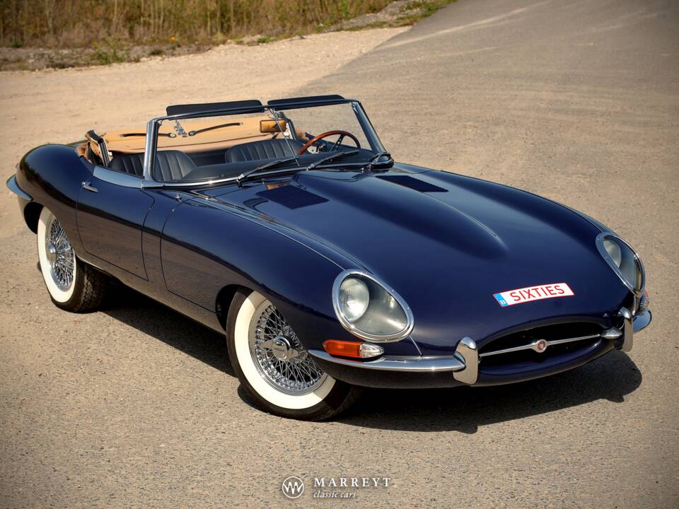 Image 17/80 de Jaguar Type E 4.2 (1966)