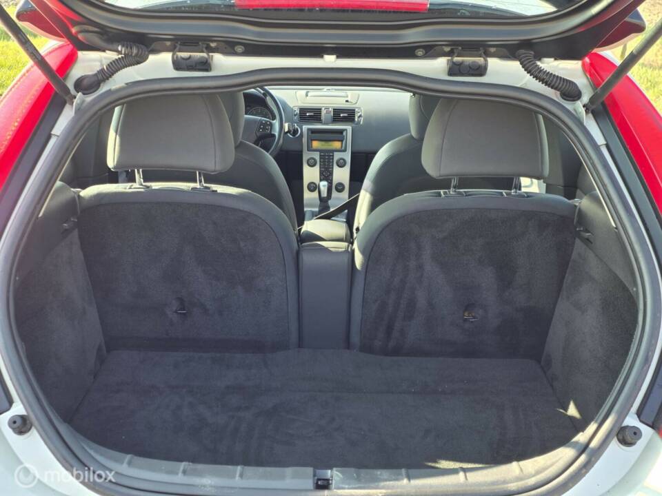 Imagen 16/32 de Volvo C30 2.0 (2007)