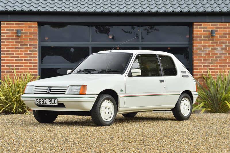 Image 7/35 of Peugeot 205 (1985)