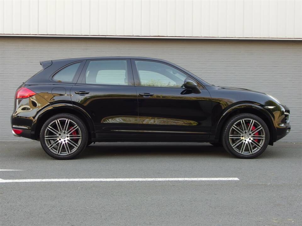 Imagen 6/97 de Porsche Cayenne Turbo (2011)