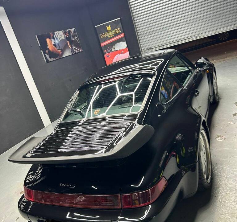 Image 8/8 of Porsche 911 Turbo 3.3 (1991)