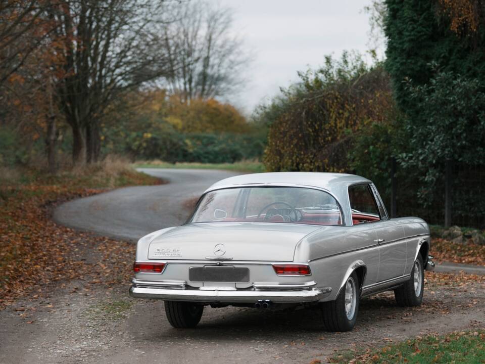 Bild 5/40 von Mercedes-Benz 300 SE (1965)