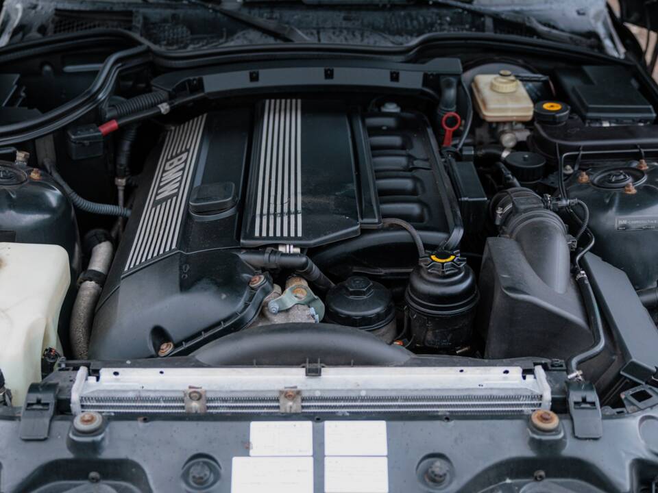 Image 5/50 of BMW Z3 Coupé 2.8 (1999)