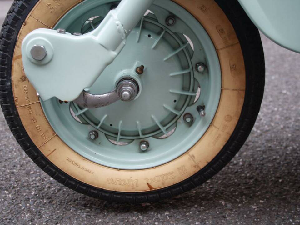 Image 18/50 de Innocenti DUMMY (1962)