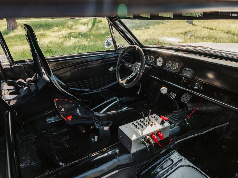 Image 14/20 of Ford Mustang Notchback (1965)