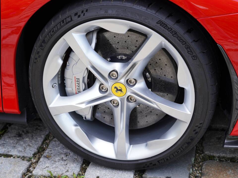 Image 14/14 of Ferrari SF90 Spider (2024)
