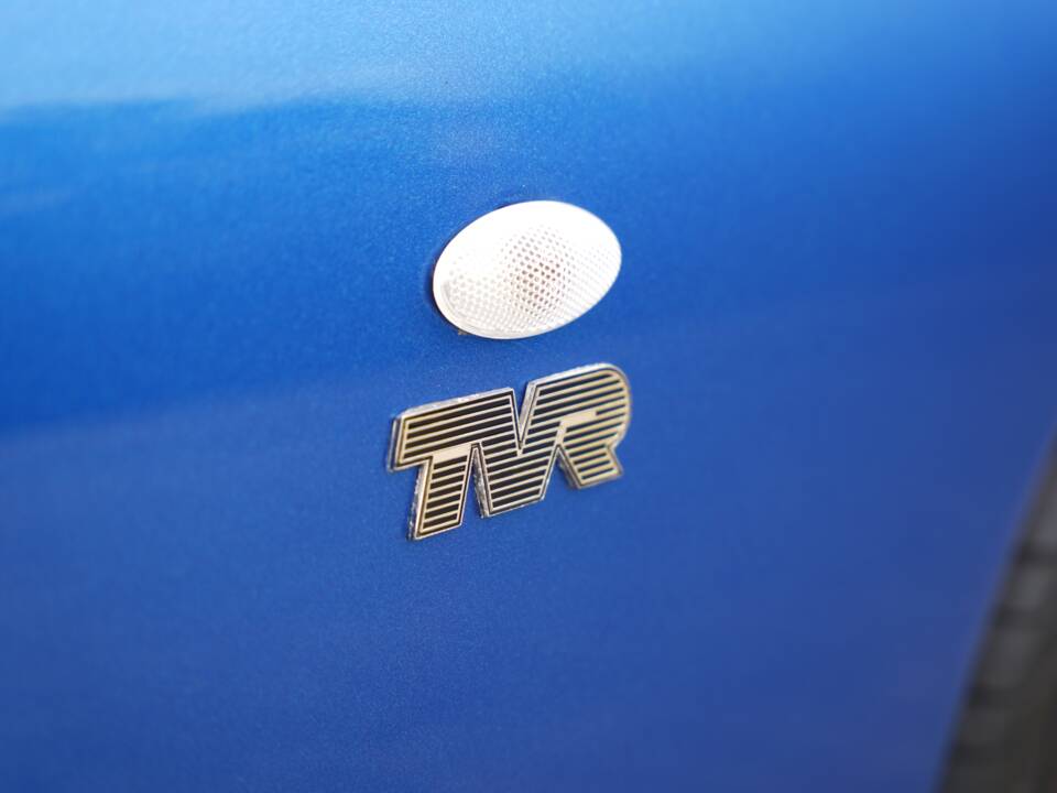 Image 44/50 of TVR Tuscan S (2000)