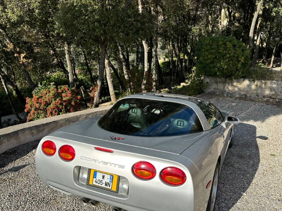 Image 15/191 of Chevrolet Corvette (1999)